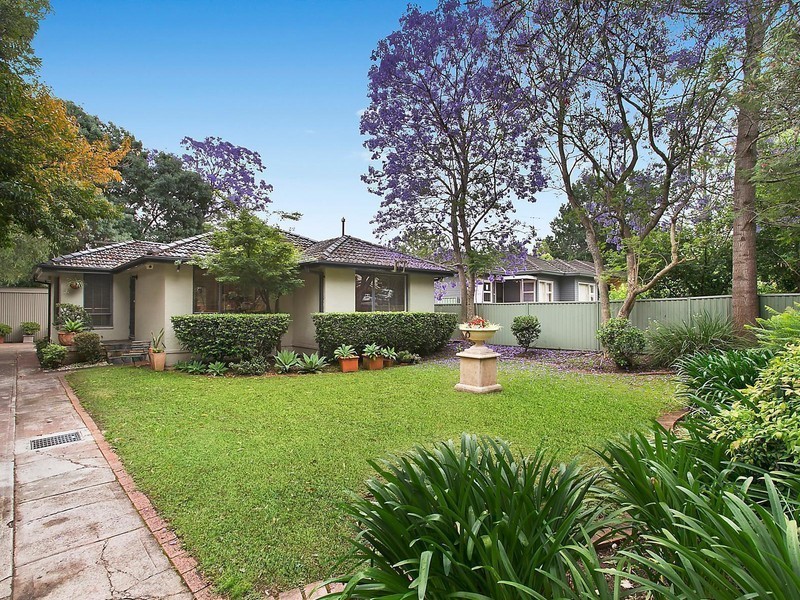 1 Bettington Road, Oatlands NSW 2117