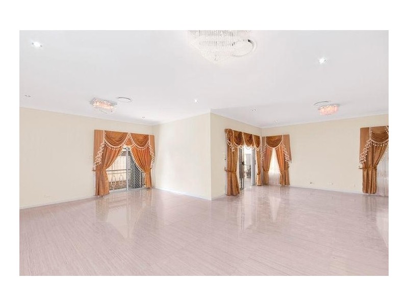 73 Targo Road, Pendle Hill NSW 2145