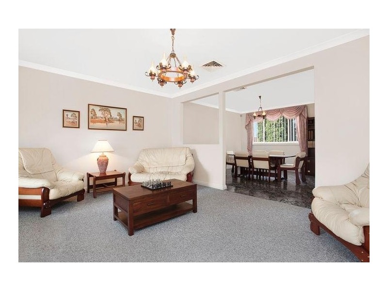 7 Bilboa Place, Edensor Park NSW 2176