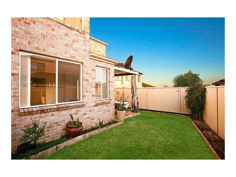 6 Governor Place, Winston Hills NSW 2153