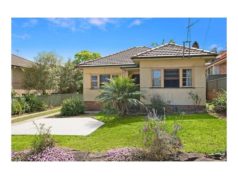 18 Peggy Street, Mays Hill NSW 2145