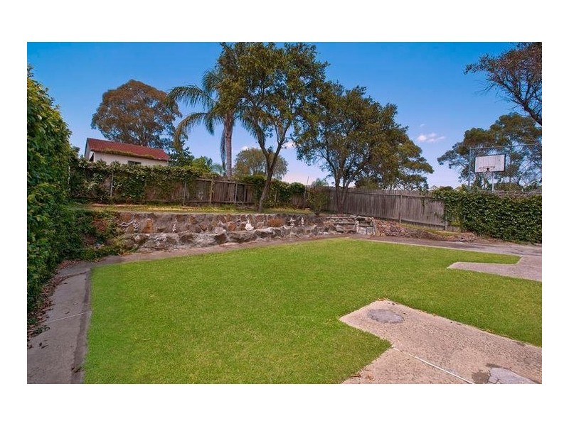 34 Gregory Street, Greystanes NSW 2145