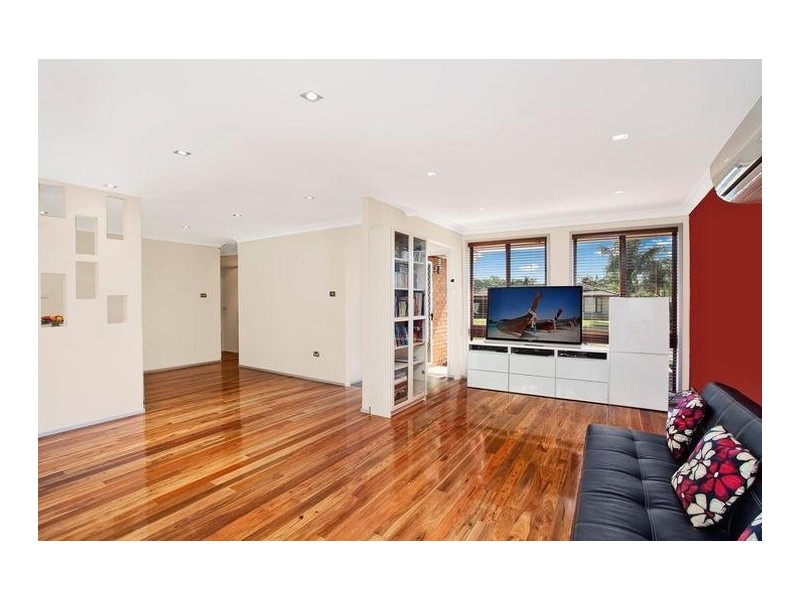 2 Penfold Place, Edensor Park NSW 2176