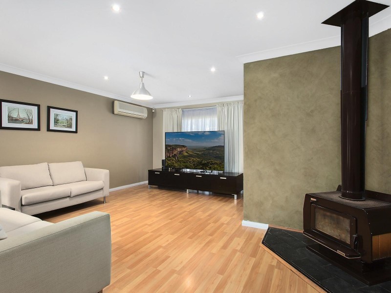 6 Glenton Street, Abbotsbury NSW 2176