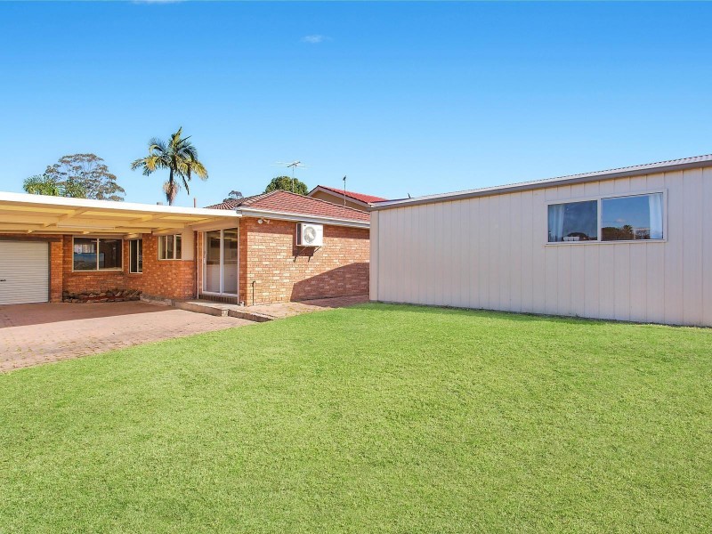 6 Glenton Street, Abbotsbury NSW 2176