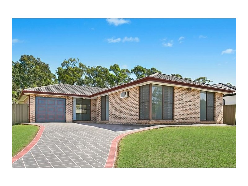 2 Opal Place, Bossley Park NSW 2176