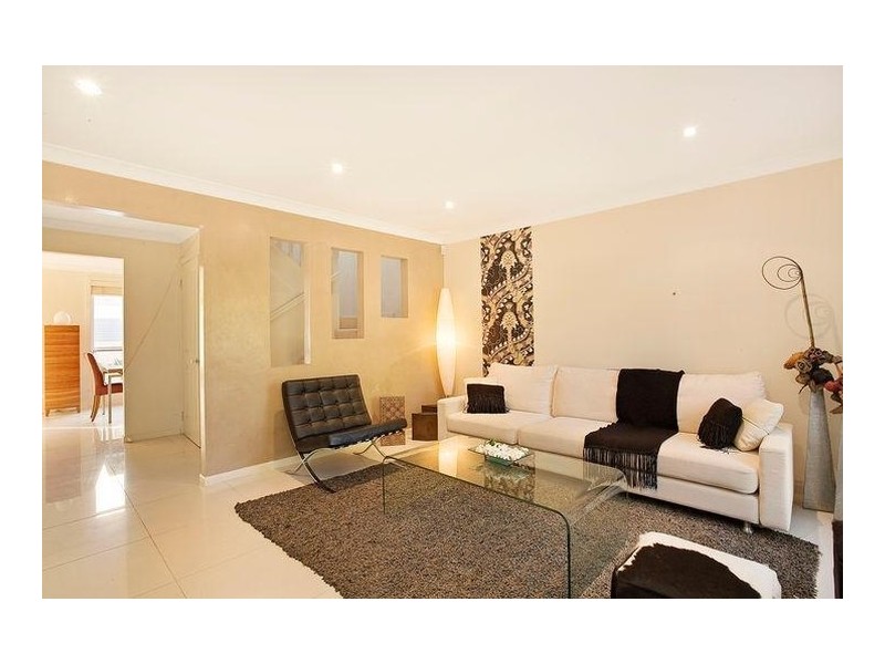 5 Hunterford Crescent, Oatlands NSW 2117