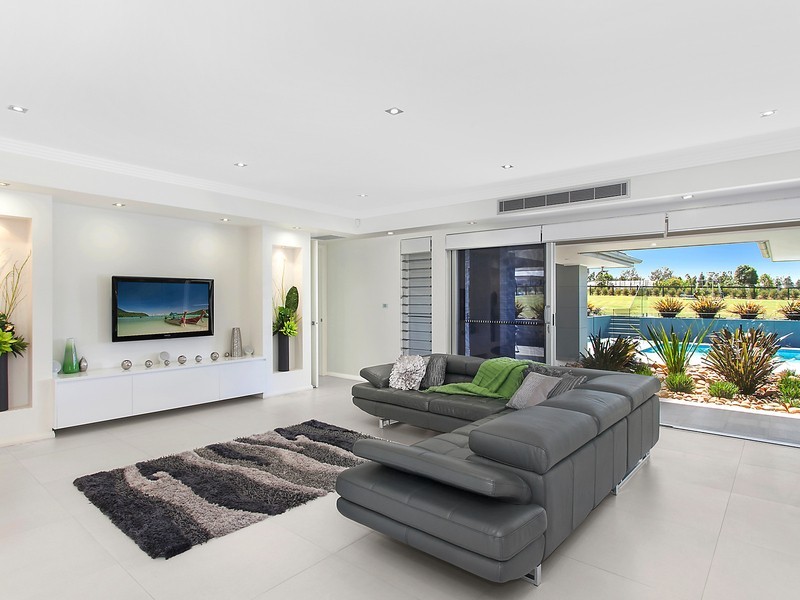 15 Portrush Crescent, Luddenham NSW 2745