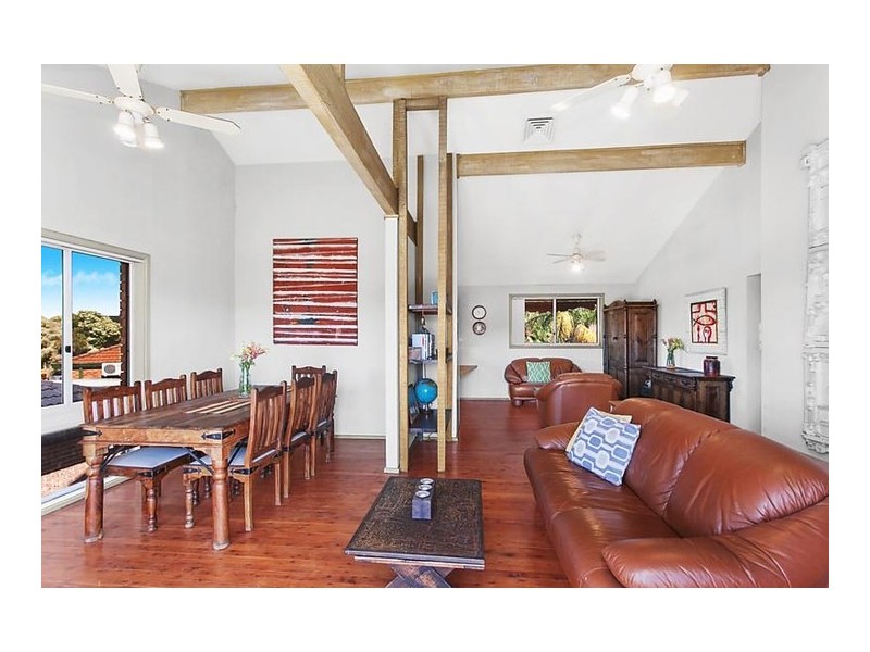 9 Dakota Drive, Bossley Park NSW 2176