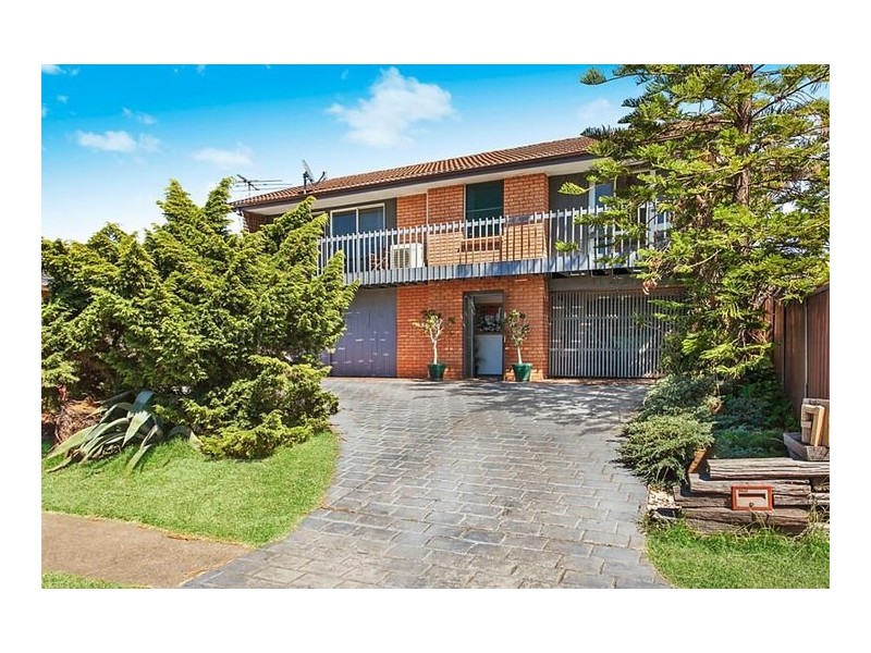 9 Dakota Drive, Bossley Park NSW 2176