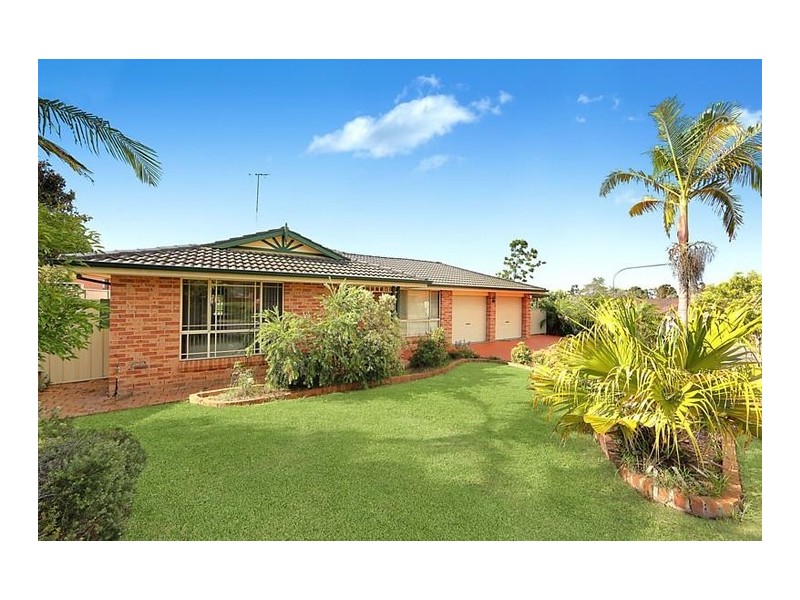 11 Woodlands Drive, Glenmore Park NSW 2745
