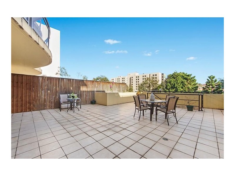 203/33 Cowper Street, Parramatta NSW 2150