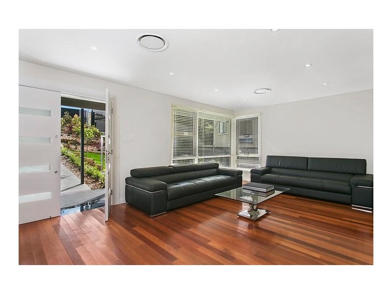 2 Stringer Place, Oatlands NSW 2117