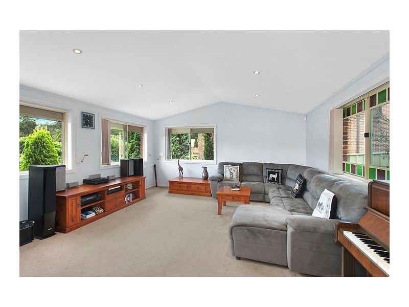 4 Withers Place, Abbotsbury NSW 2176