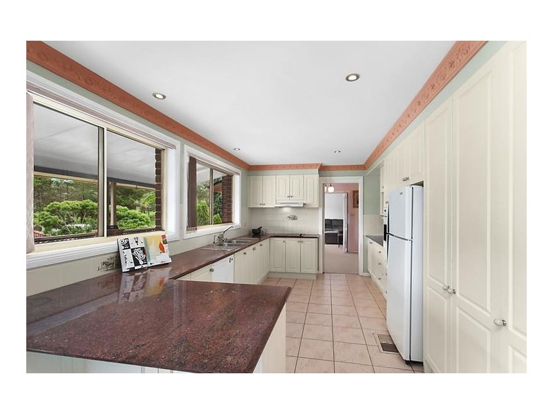 4 Withers Place, Abbotsbury NSW 2176