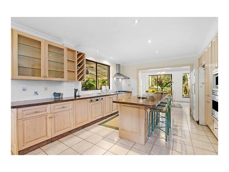 11 Panaview Crescent, North Rocks NSW 2151