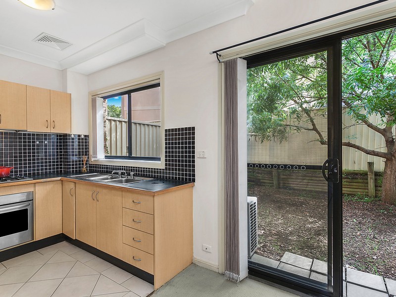 9/79 Amos Street, Westmead NSW 2145