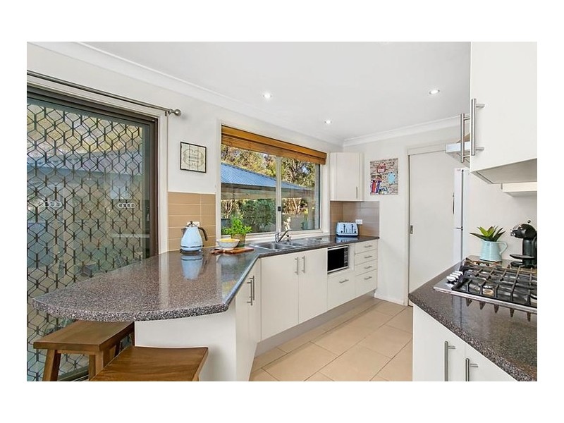 10 Sayonara Place, Greenfield Park NSW 2176