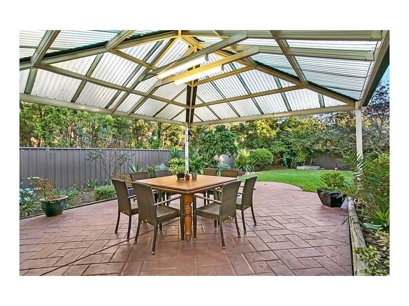 10 Sayonara Place, Greenfield Park NSW 2176