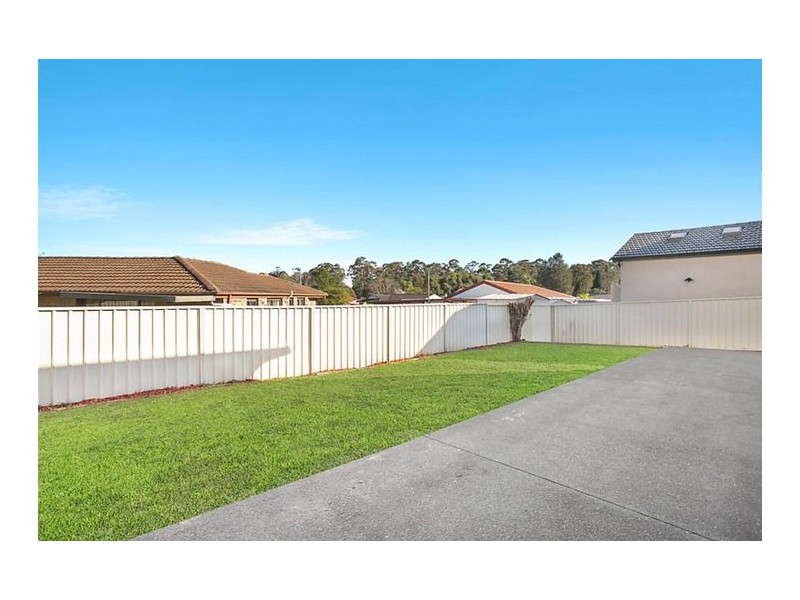 6 Apache Road, Bossley Park NSW 2176