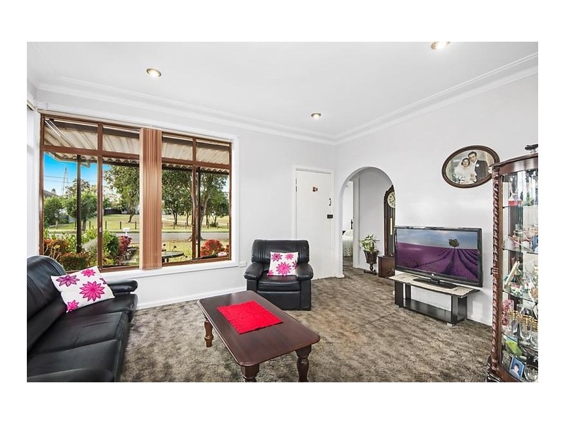 20 Hinkler Street, Smithfield NSW 2164