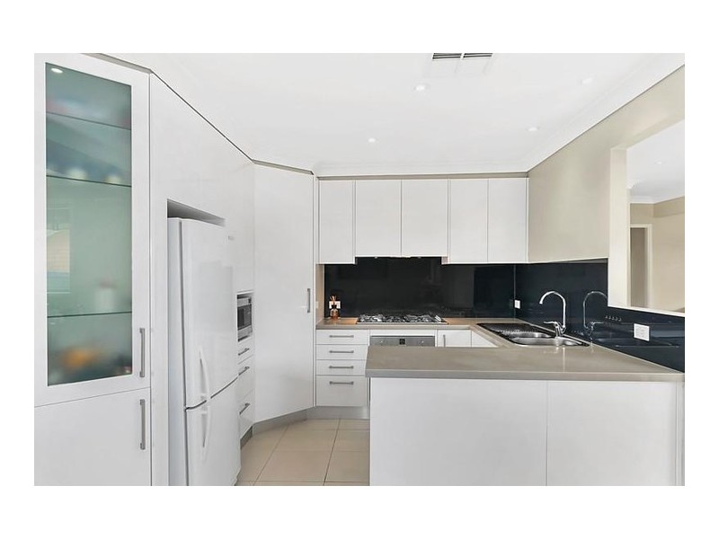 18 Molonglo Road, Seven Hills NSW 2147