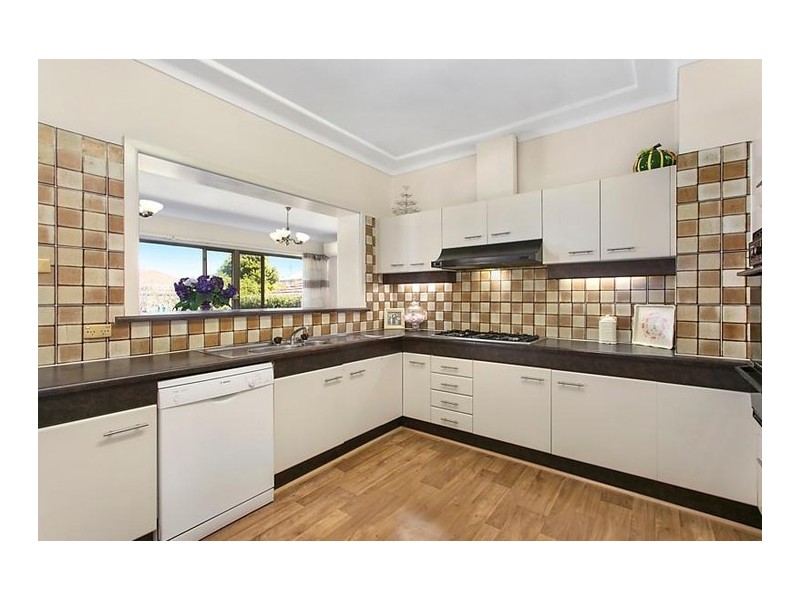 12 Arnett Street, Pendle Hill NSW 2145