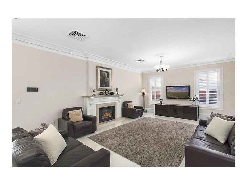 102 Ringrose Avenue, Greystanes NSW 2145