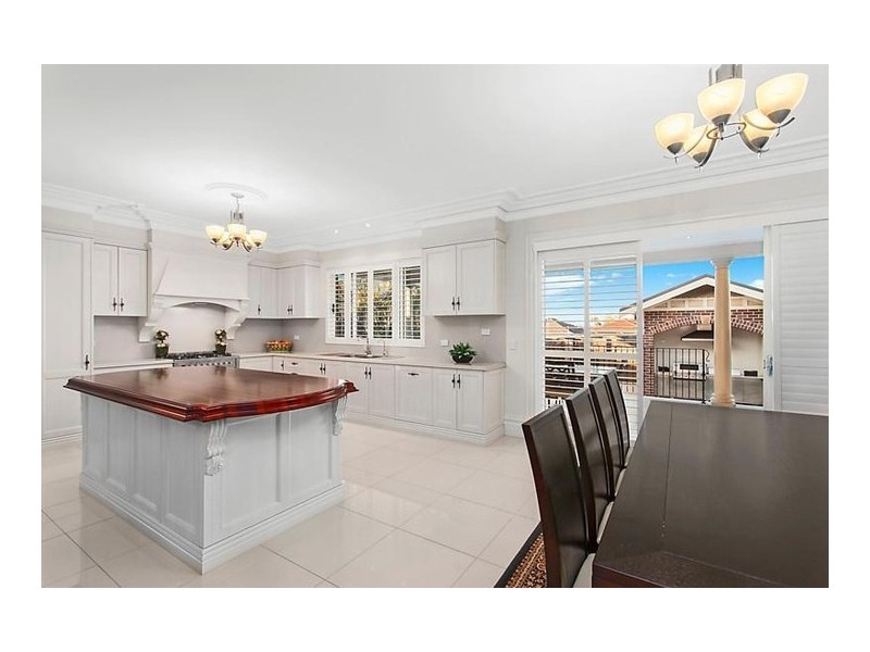 102 Ringrose Avenue, Greystanes NSW 2145