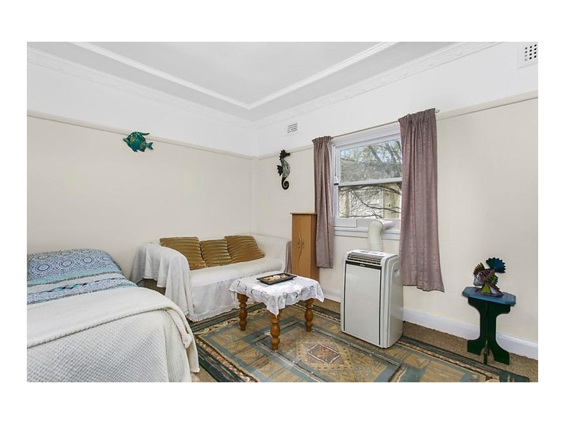 19 Targo Road, Pendle Hill NSW 2145