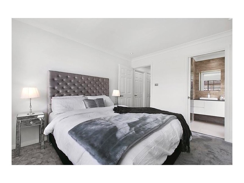 62 De Castella Drive, Blacktown NSW 2148