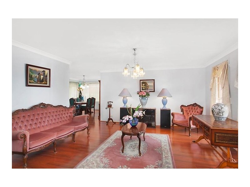 1 Brelogail Street, Northmead NSW 2152