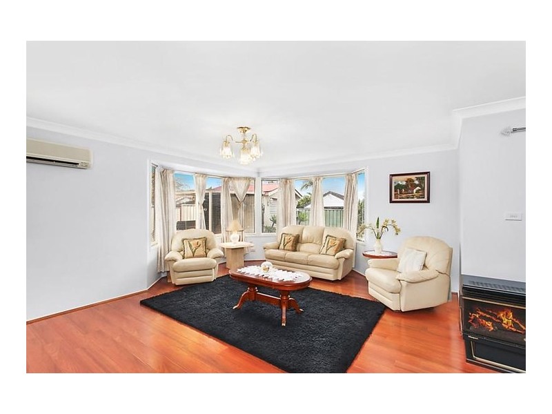 1 Brelogail Street, Northmead NSW 2152