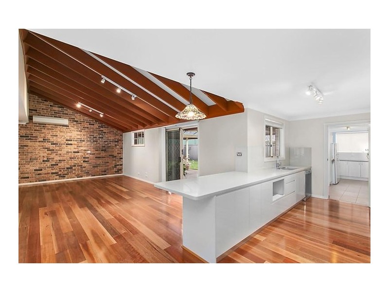 11 Roony Avenue, Abbotsbury NSW 2176