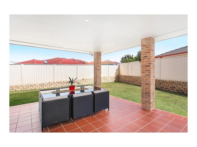 10 Ashlar Place, West Hoxton NSW 2171