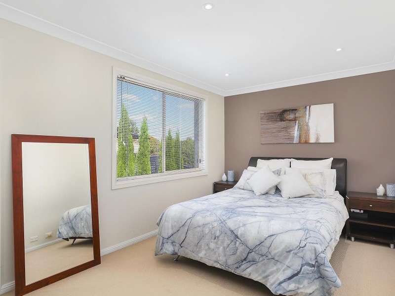 1 Saxon Place, Cecil Hills NSW 2171