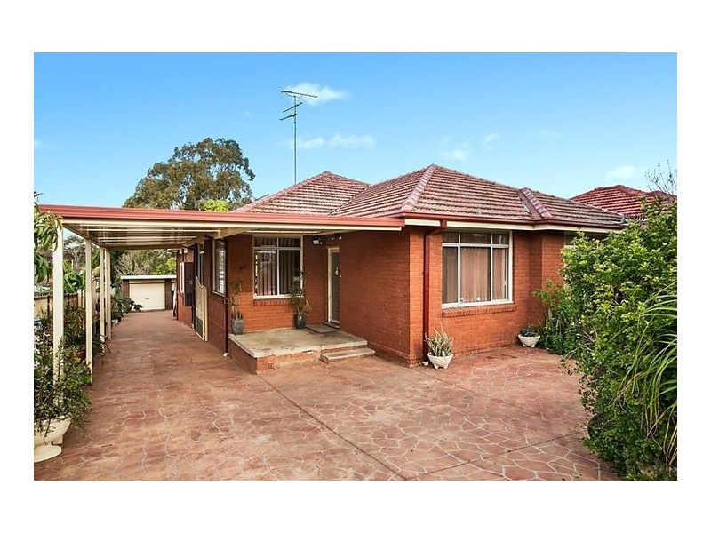 3 Targo Road, Pendle Hill NSW 2145