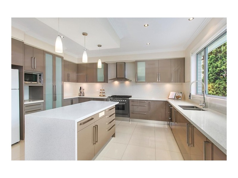 5 Withers Place, Abbotsbury NSW 2176