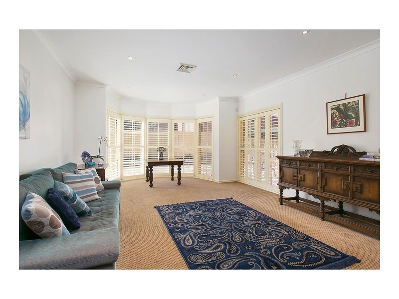 5 Blairgowie Place, Oatlands NSW 2117