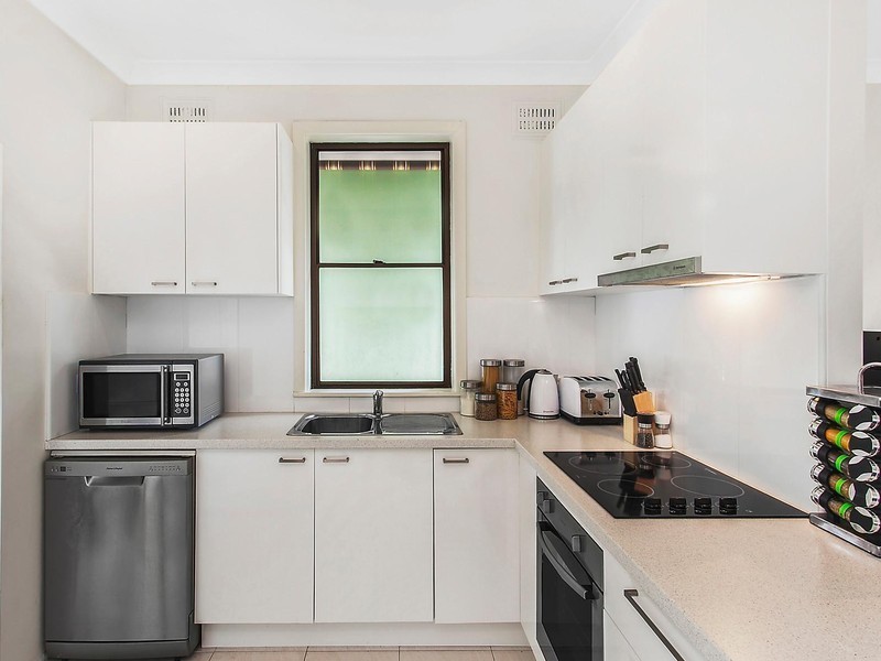 16 Gladys Crescent, Seven Hills NSW 2147