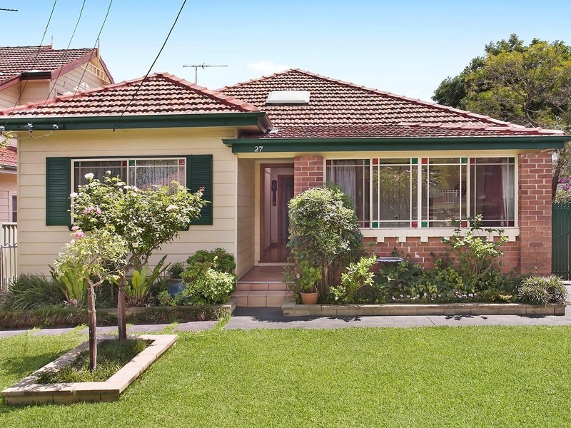 27 Killeen Street, Wentworthville NSW 2145