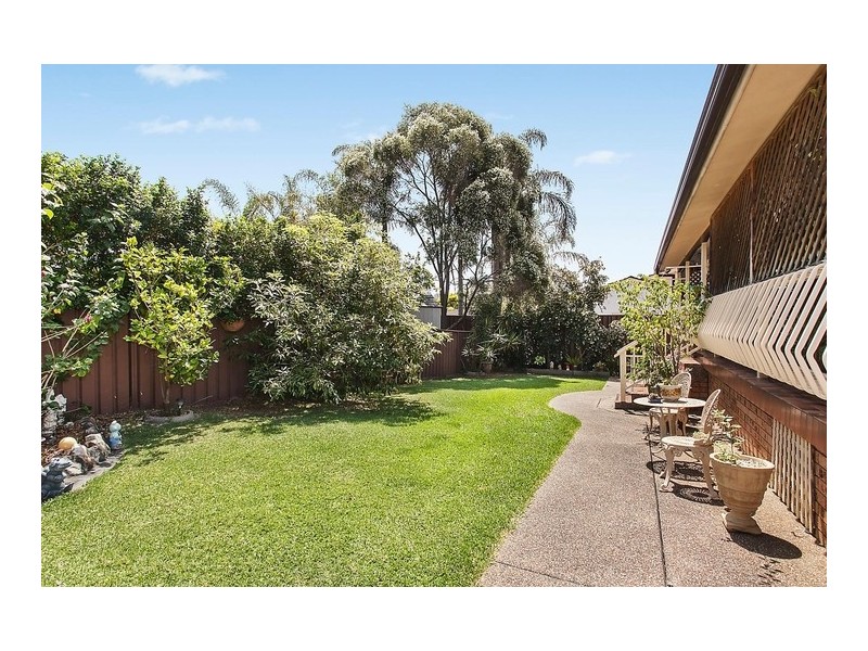 17 Glenton Street, Abbotsbury NSW 2176