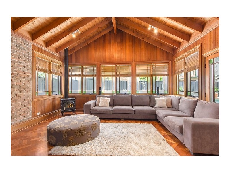 6 Lanceley Place, Abbotsbury NSW 2176