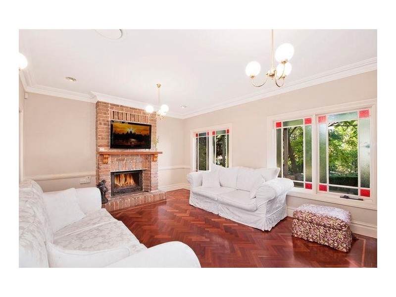 6 Lanceley Place, Abbotsbury NSW 2176