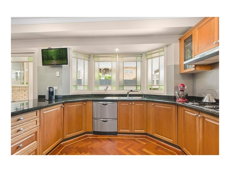 6 Lanceley Place, Abbotsbury NSW 2176