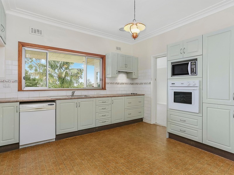 136 Marsden Road, Ermington NSW 2115