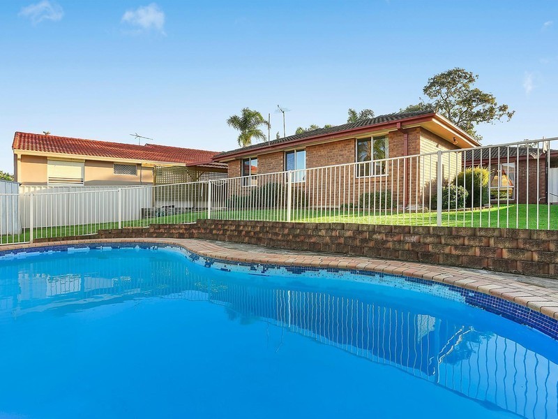 204 Sweethaven Road, Bossley Park NSW 2176