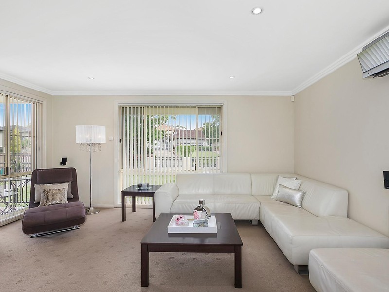 2 Keats Close, Wetherill Park NSW 2164