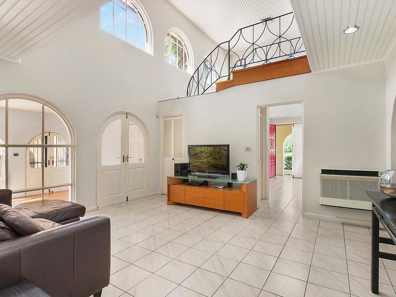 8 Sovereign Avenue, Carlingford NSW 2118