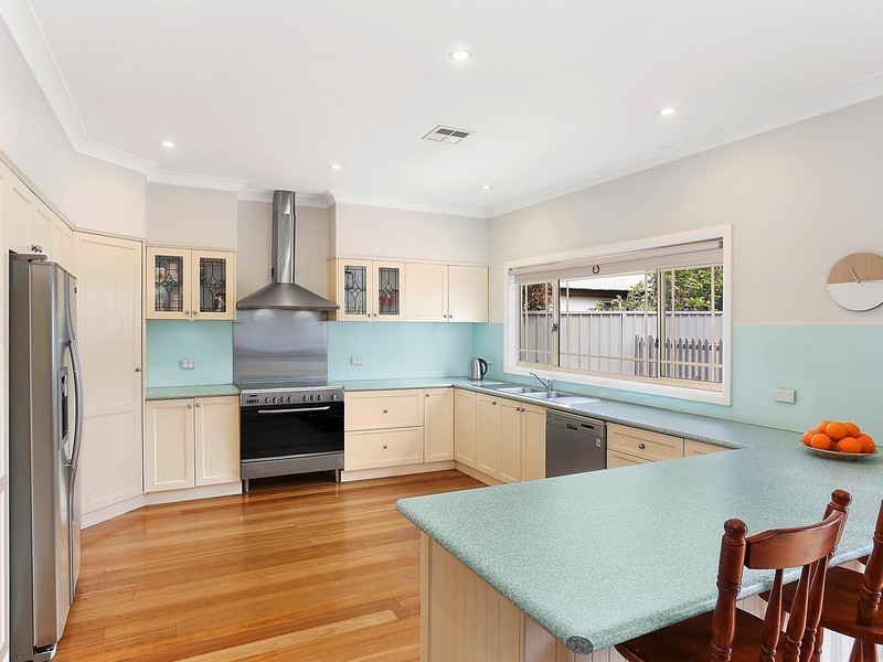 26 Cacia Avenue, Seven Hills NSW 2147